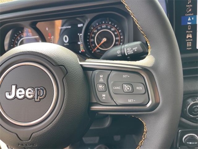Vehicle image 20 of 30
