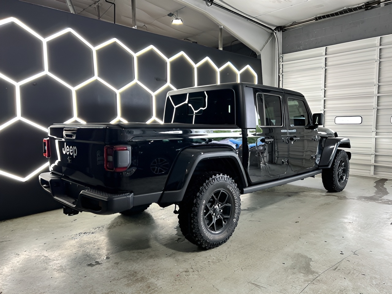Vehicle image 48 of 51