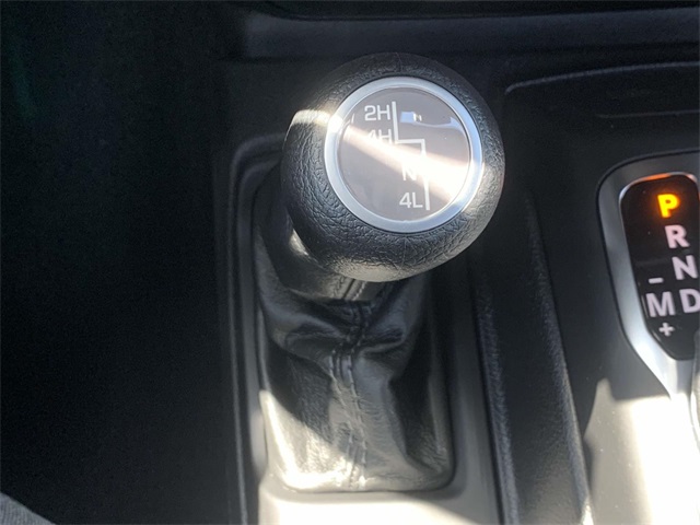 Vehicle image 38 of 51
