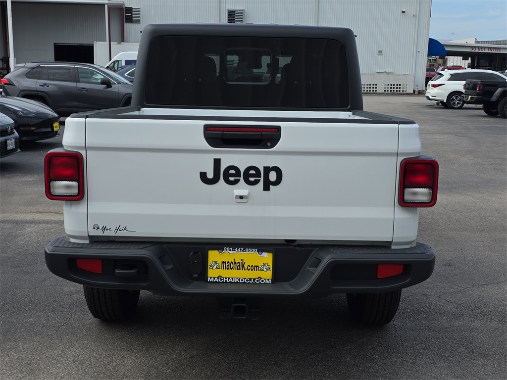 Vehicle image 6 of 26