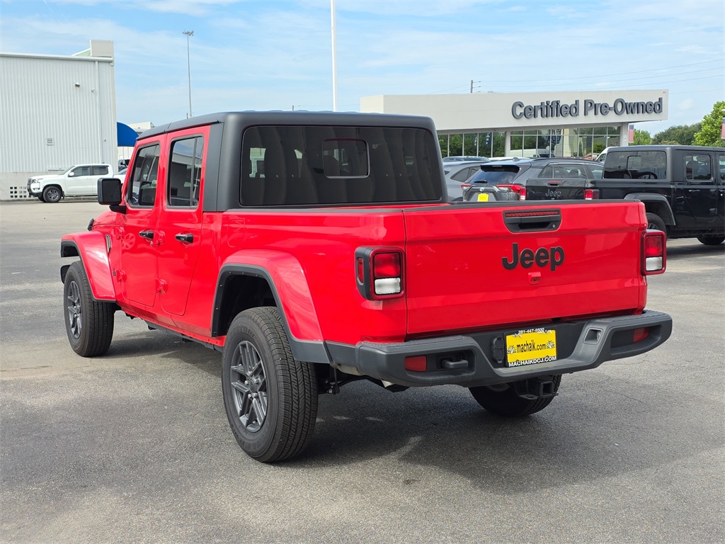 Vehicle image 7 of 26