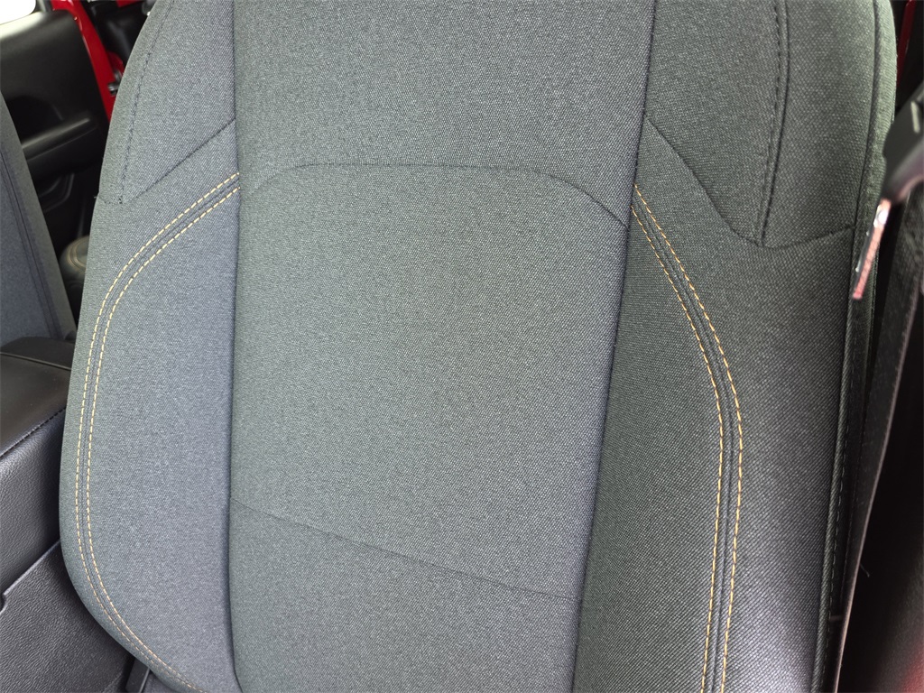 Vehicle image 11 of 26