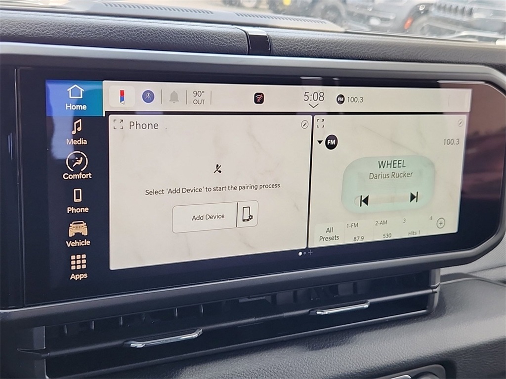Vehicle image 10 of 15