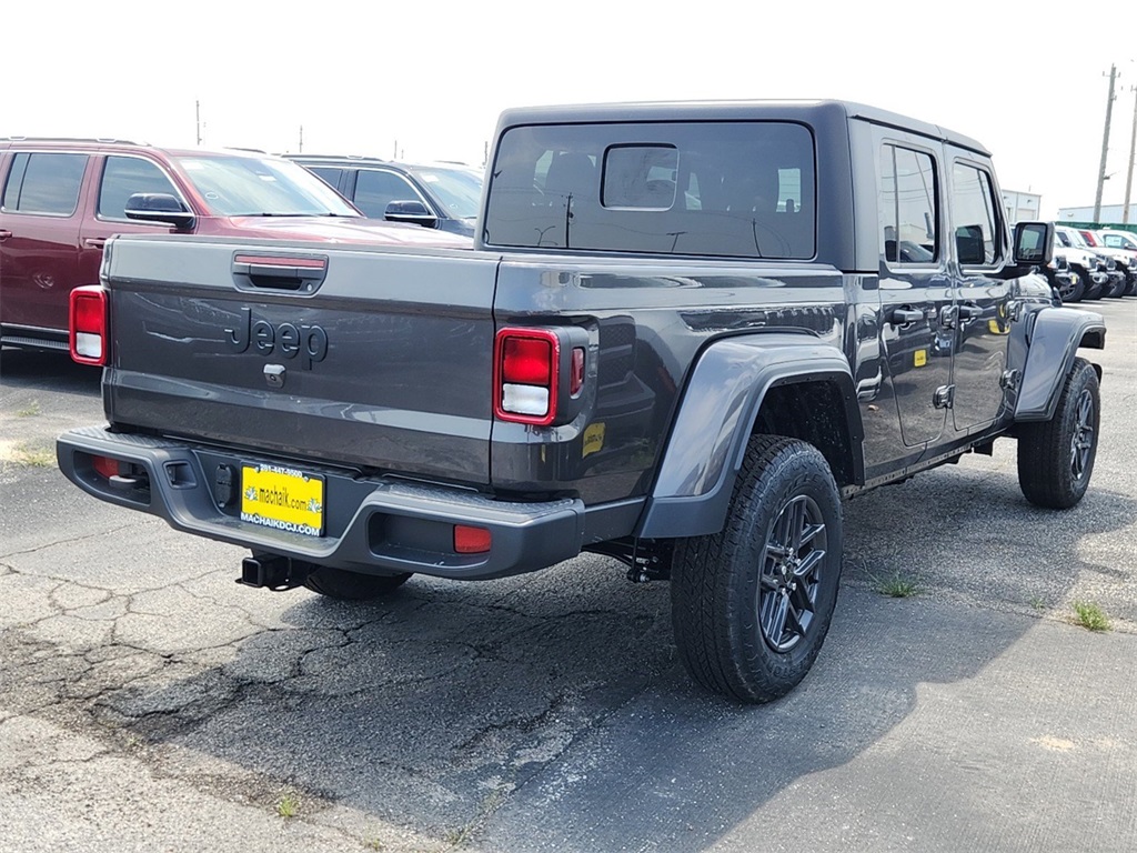 Vehicle image 3 of 15