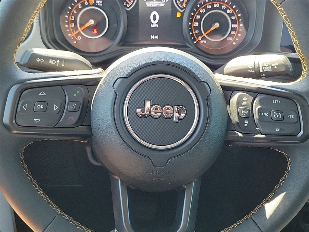 Vehicle image 10 of 15