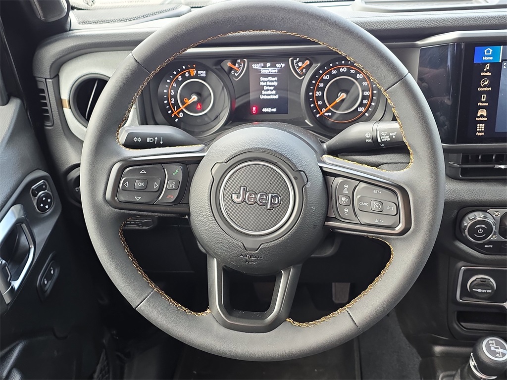 Vehicle image 13 of 25