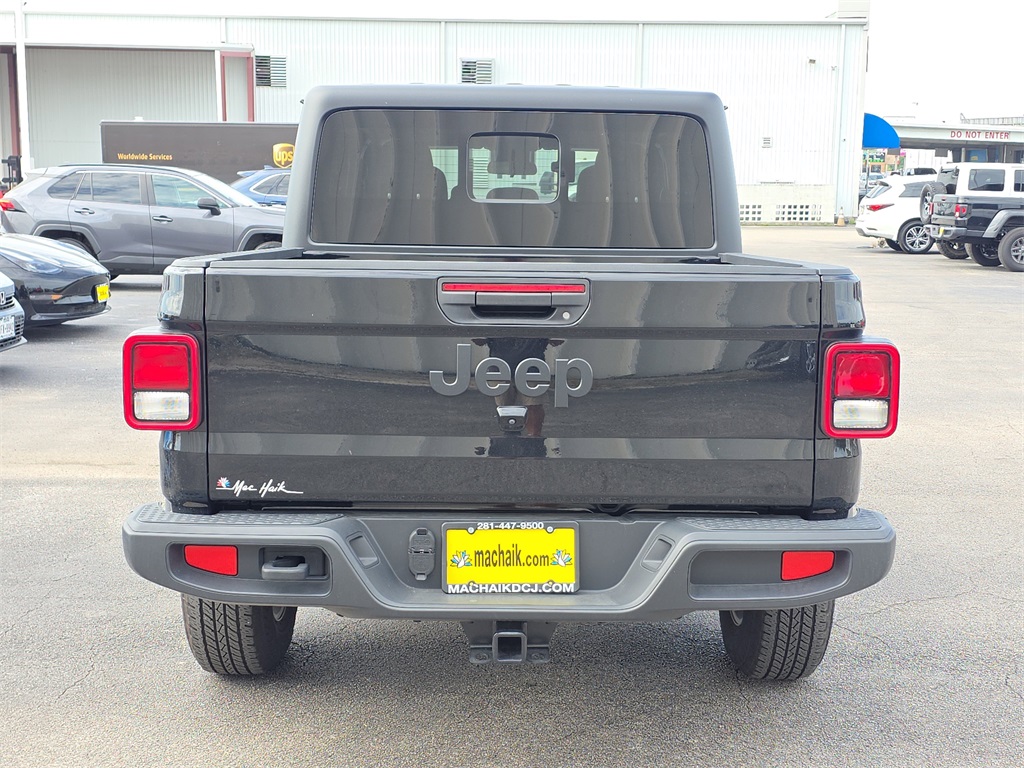 Vehicle image 6 of 25