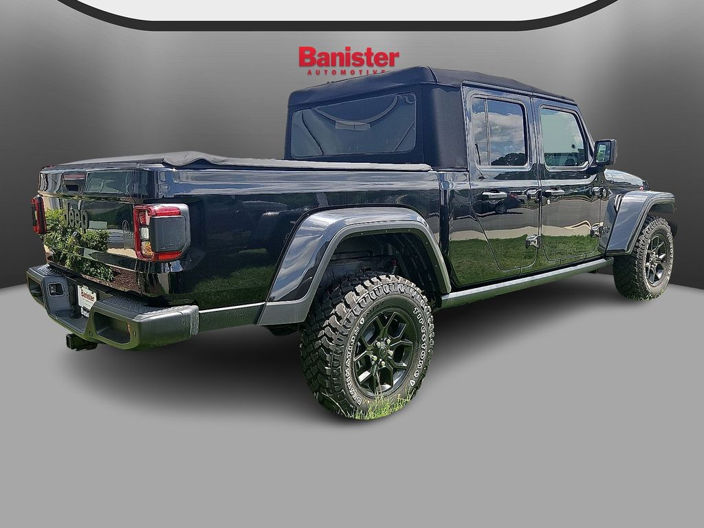 Vehicle image 3 of 18