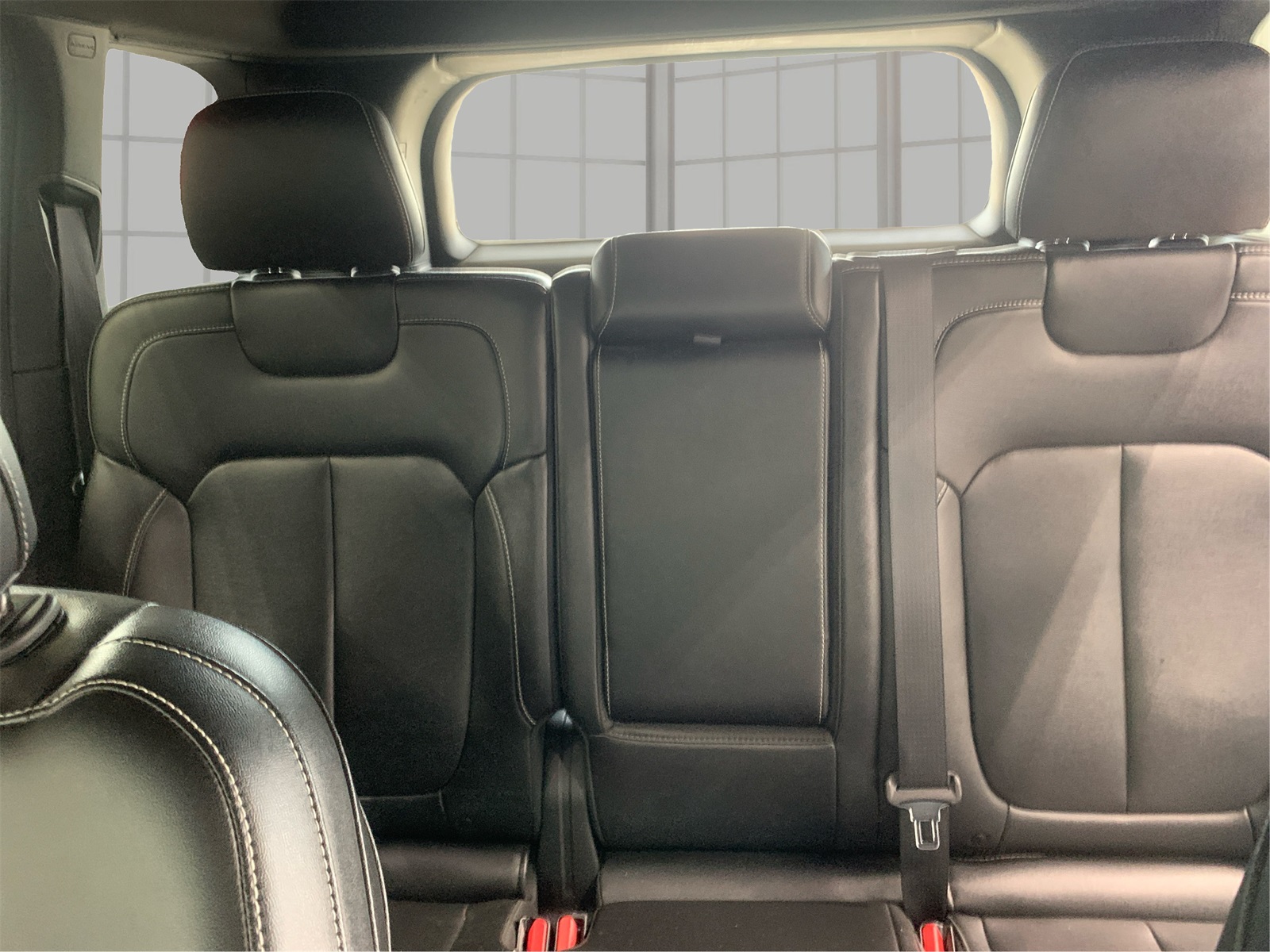 Vehicle image 12 of 36