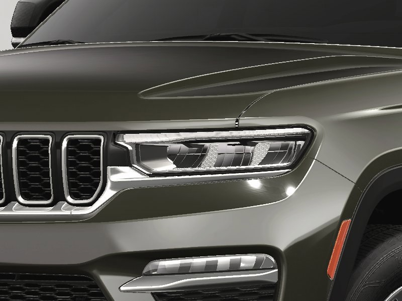 Vehicle image 25 of 28