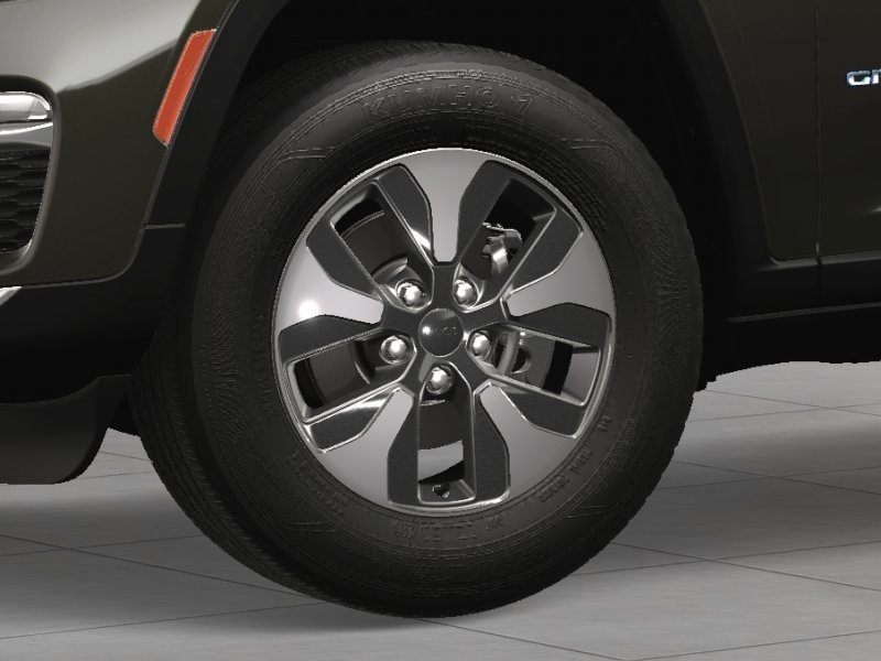 Vehicle image 11 of 28
