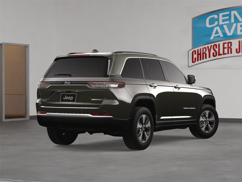 Vehicle image 6 of 28