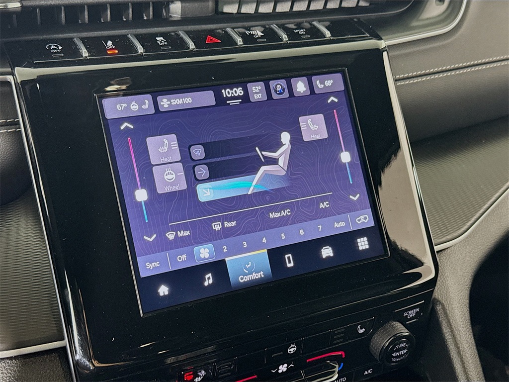 Vehicle image 15 of 30