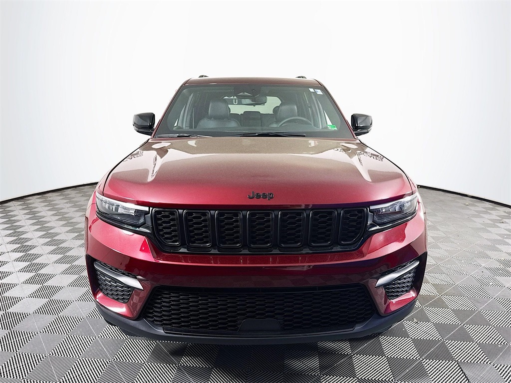 Vehicle image 4 of 30