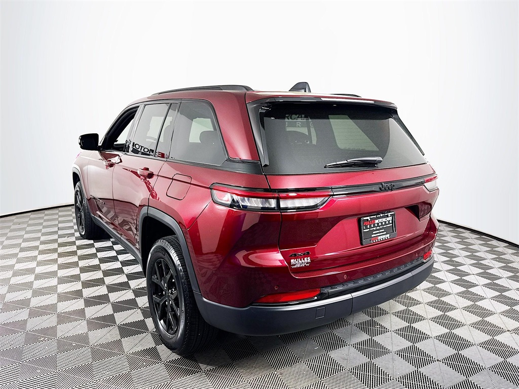 Vehicle image 8 of 30