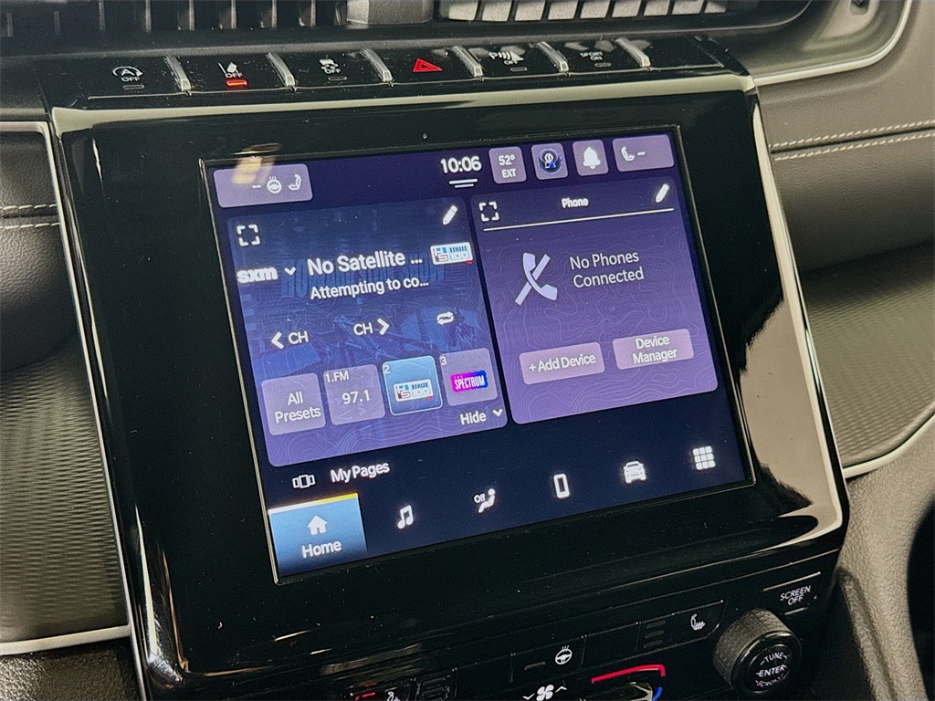 Vehicle image 14 of 30