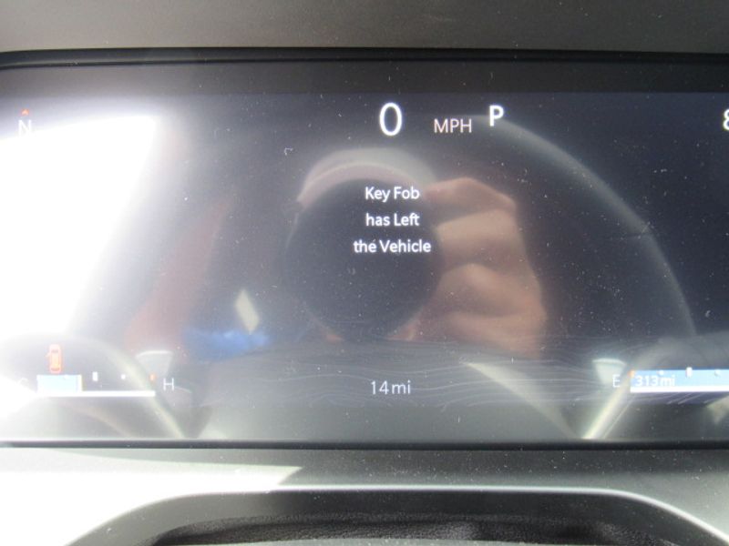 Vehicle image 13 of 23