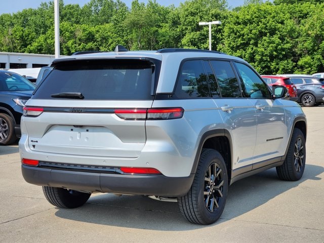 Vehicle image 5 of 27