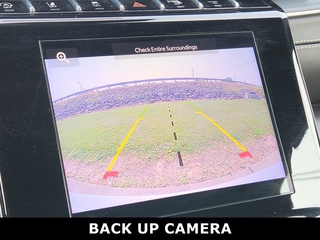 Vehicle image 9 of 27