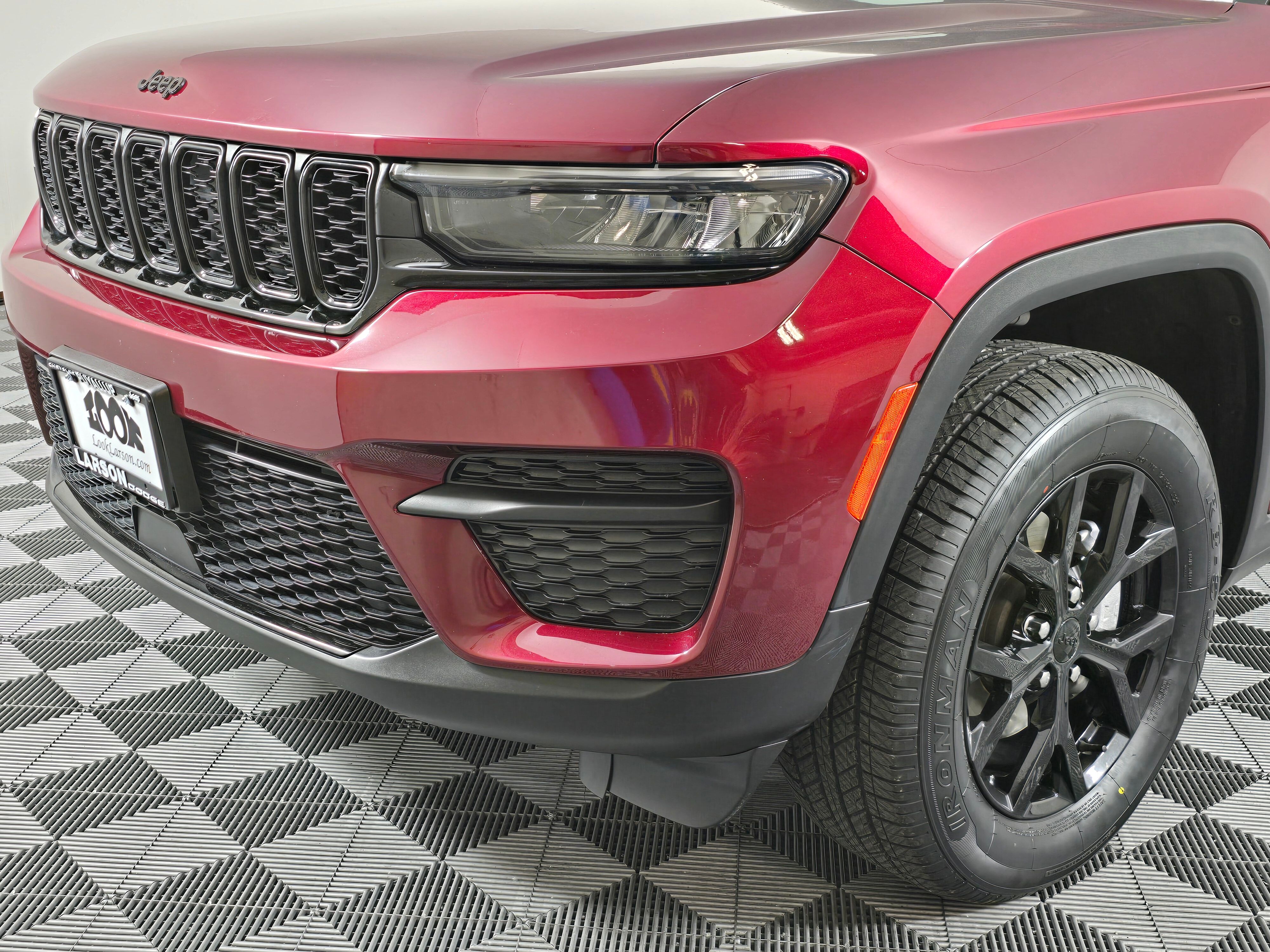 Vehicle image 12 of 44