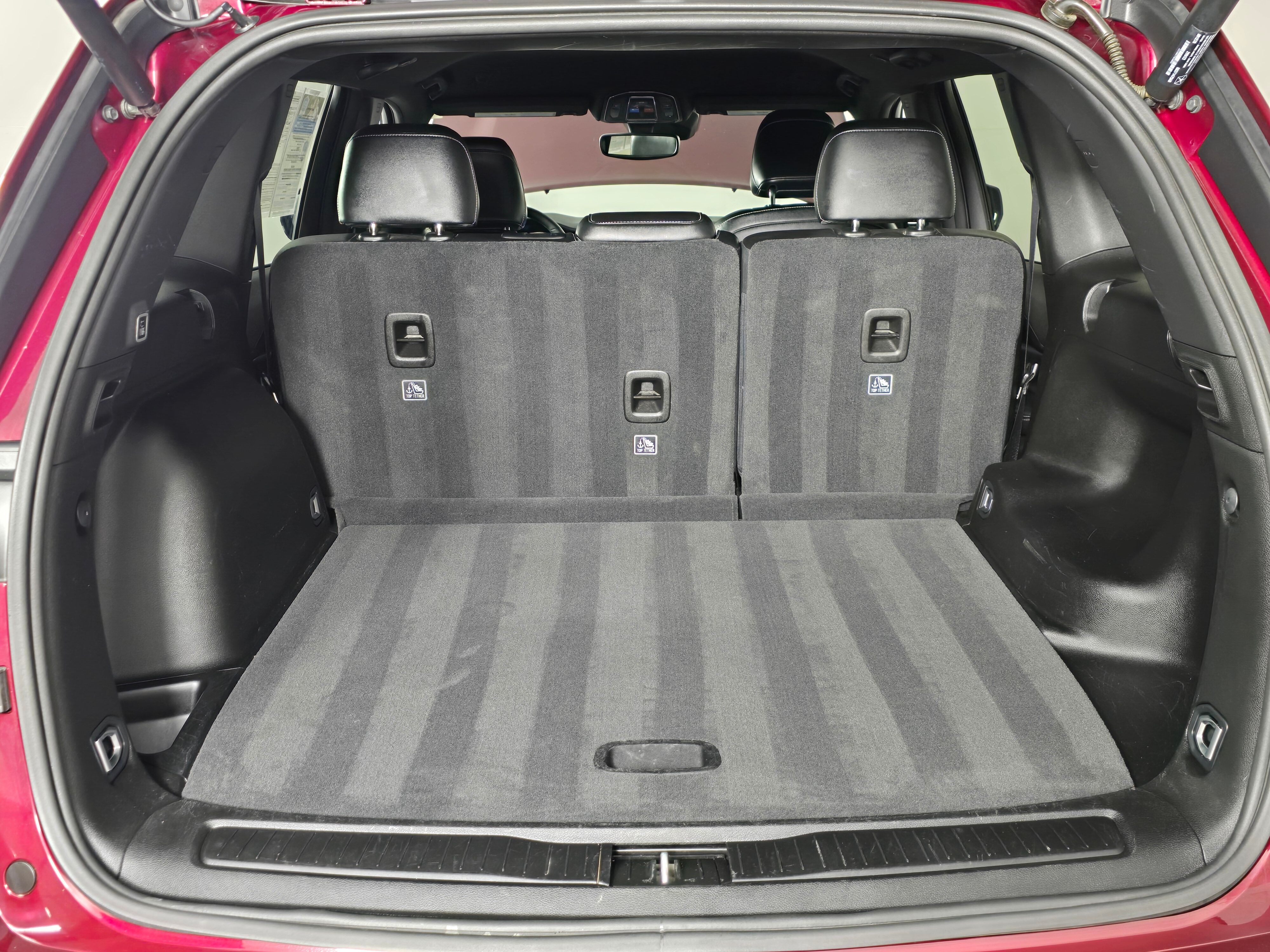 Vehicle image 15 of 44