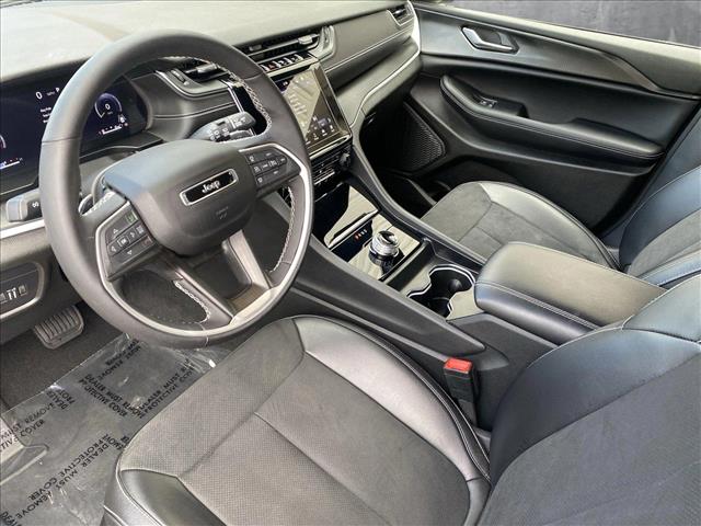 Vehicle image 9 of 25