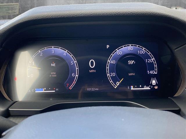 Vehicle image 10 of 25