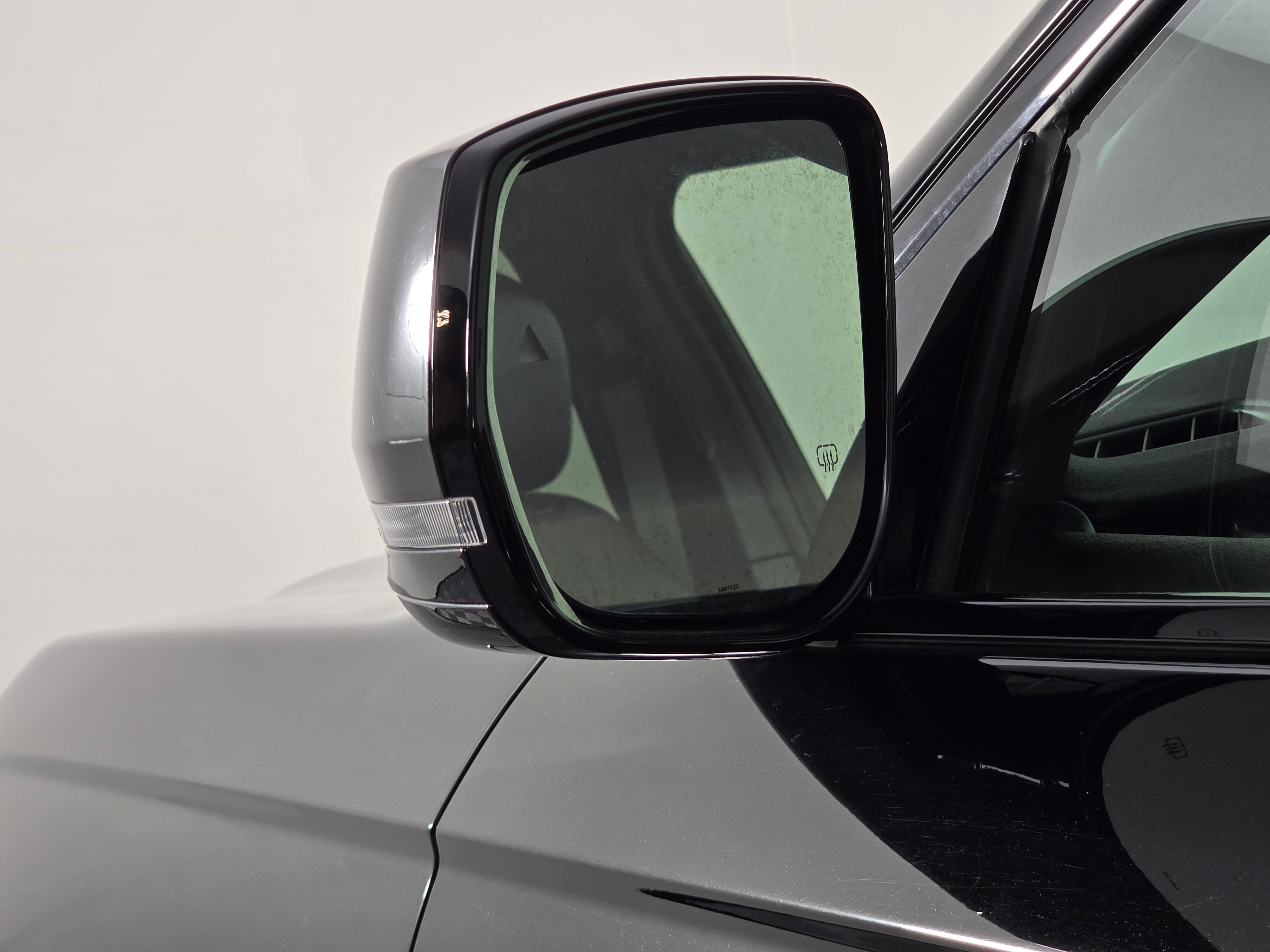 Vehicle image 15 of 42