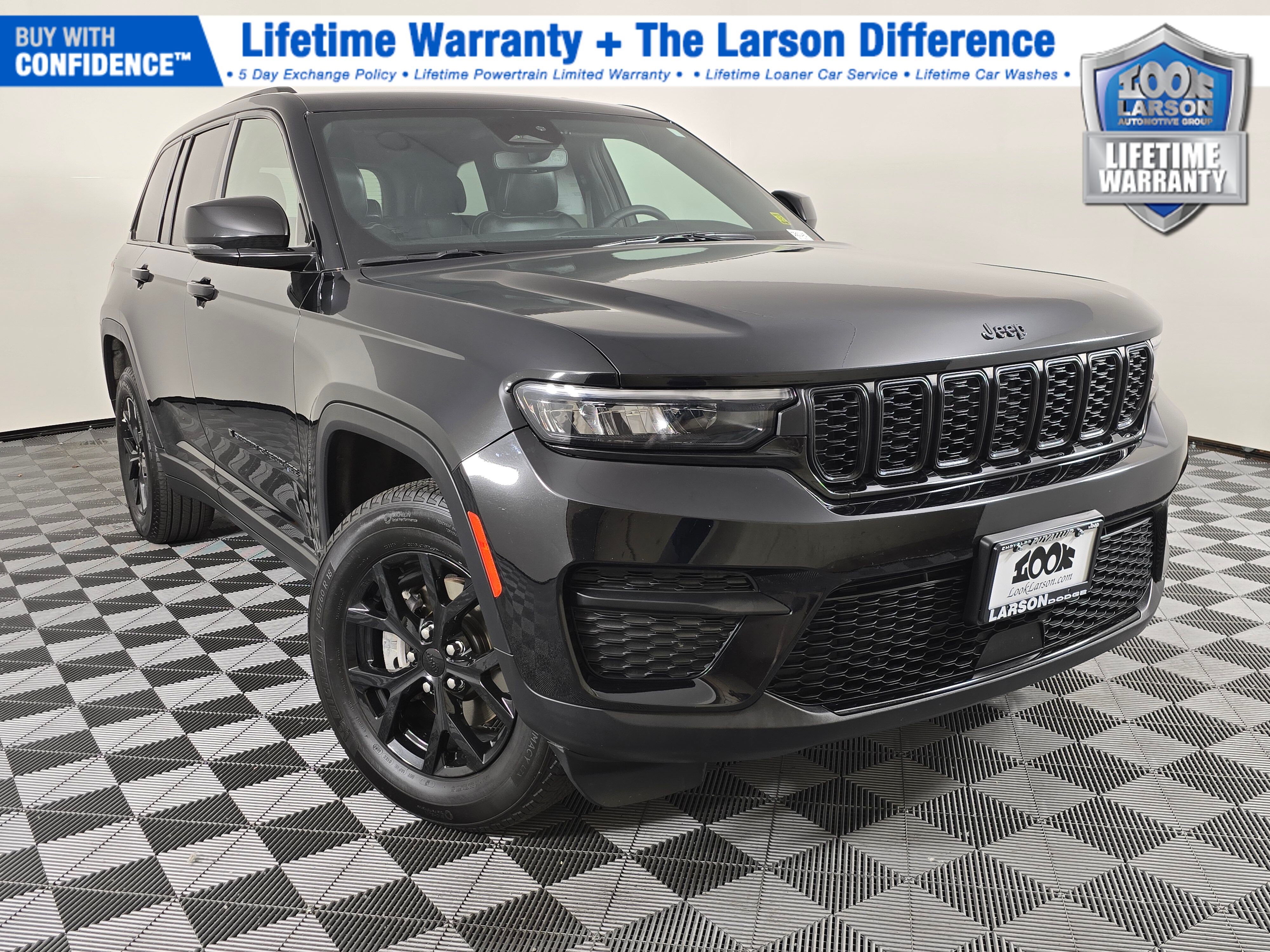 Vehicle image 8 of 42
