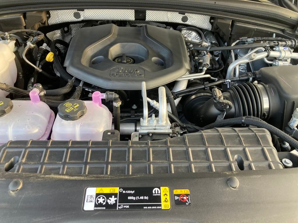 Vehicle image 29 of 37
