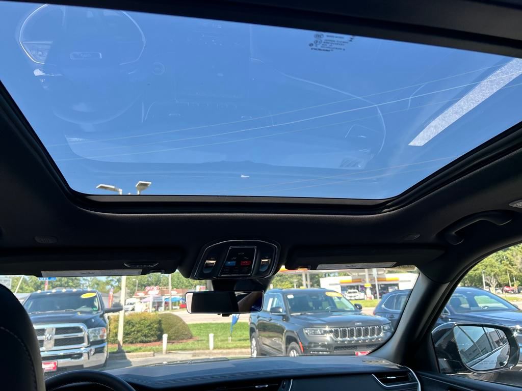 2024 Jeep Grand Cherokee 4xe Base Image 15 of 26