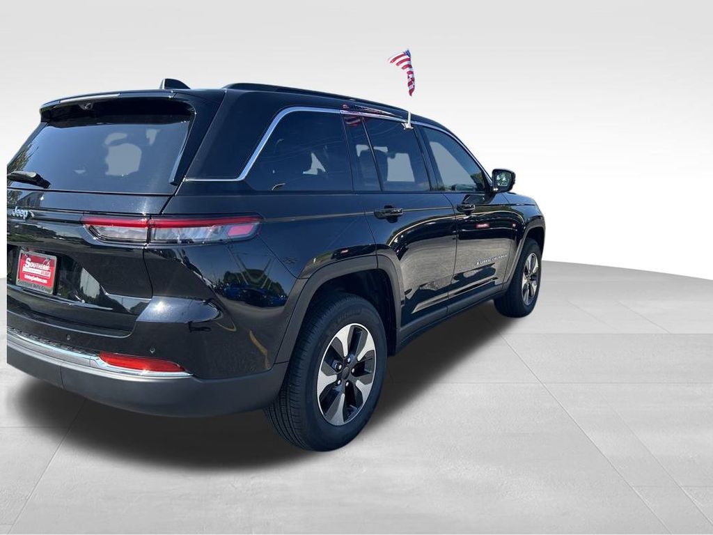 2024 Jeep Grand Cherokee 4xe Base Image 4 of 26