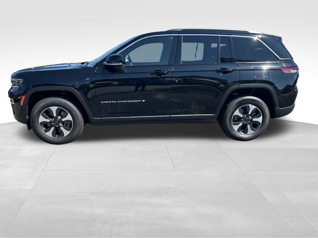 2024 Jeep Grand Cherokee 4xe Base Image 7 of 26