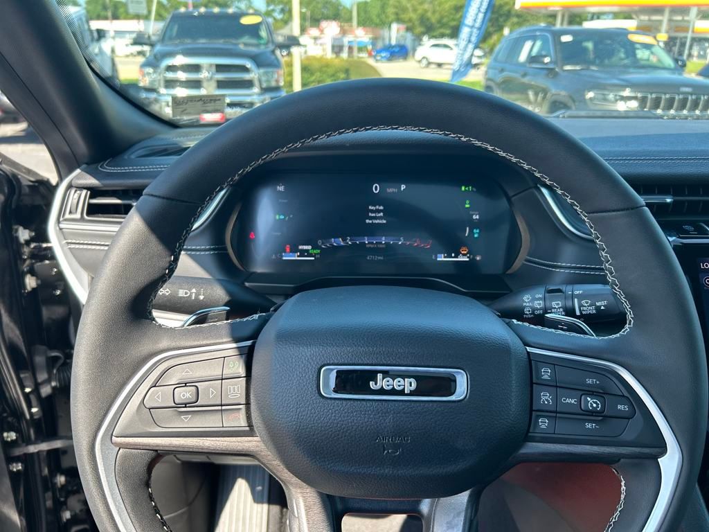 2024 Jeep Grand Cherokee 4xe Base Image 16 of 26