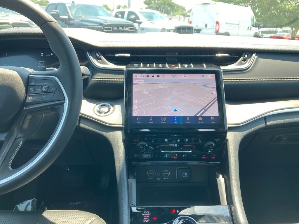 2024 Jeep Grand Cherokee 4xe Base Image 22 of 30