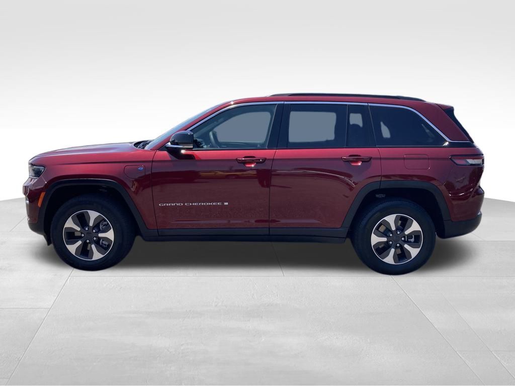 2024 Jeep Grand Cherokee 4xe Base Image 8 of 30