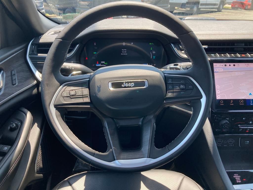 2024 Jeep Grand Cherokee 4xe Base Image 29 of 30