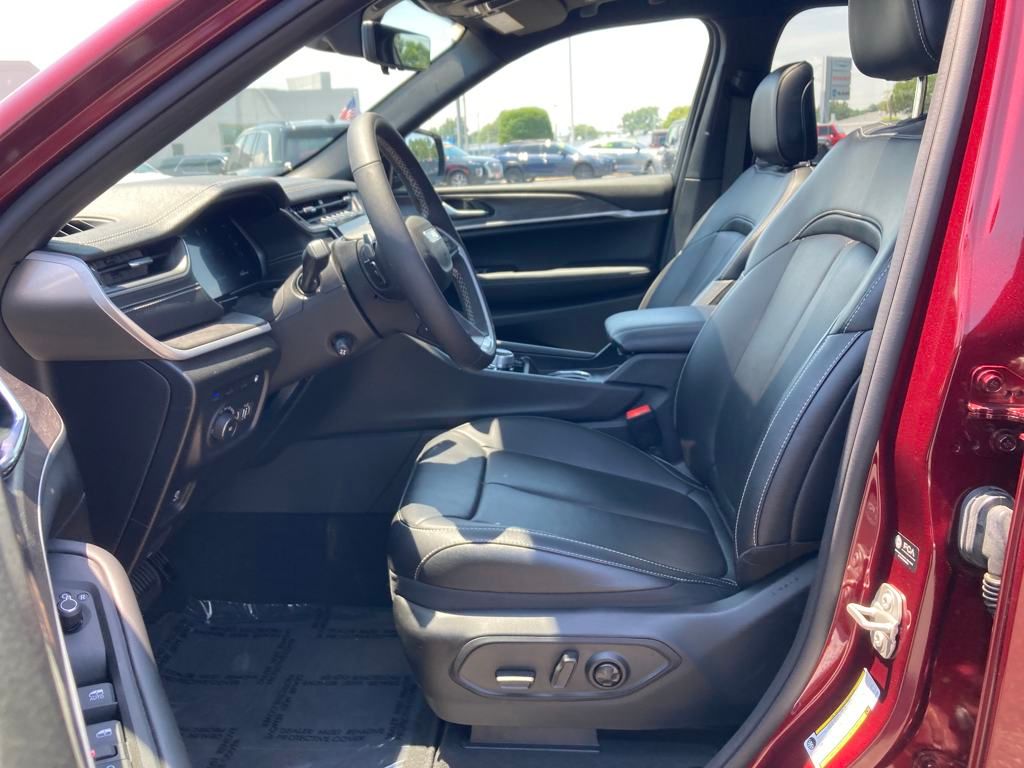 2024 Jeep Grand Cherokee 4xe Base Image 13 of 30