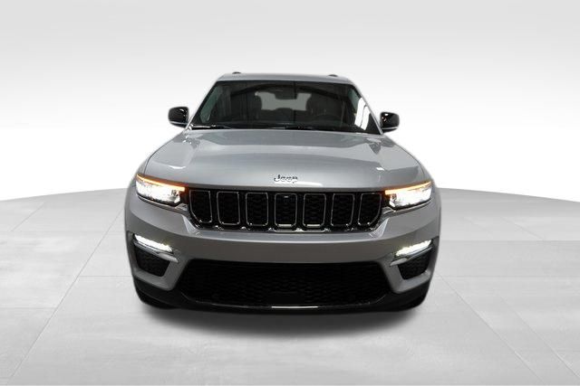 2024 Jeep Grand Cherokee 4xe Base Image 2 of 20