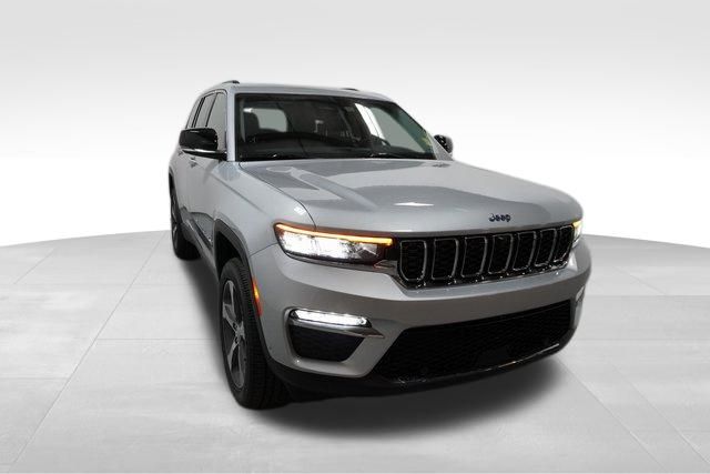 2024 Jeep Grand Cherokee 4xe Base Image 3 of 20