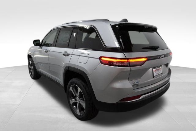 2024 Jeep Grand Cherokee 4xe Base Image 5 of 20