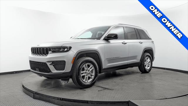 2024 Jeep Grand Cherokee Laredo Image 1 of 28