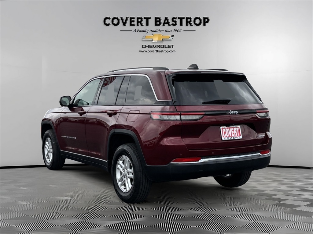 Vehicle image 4 of 30