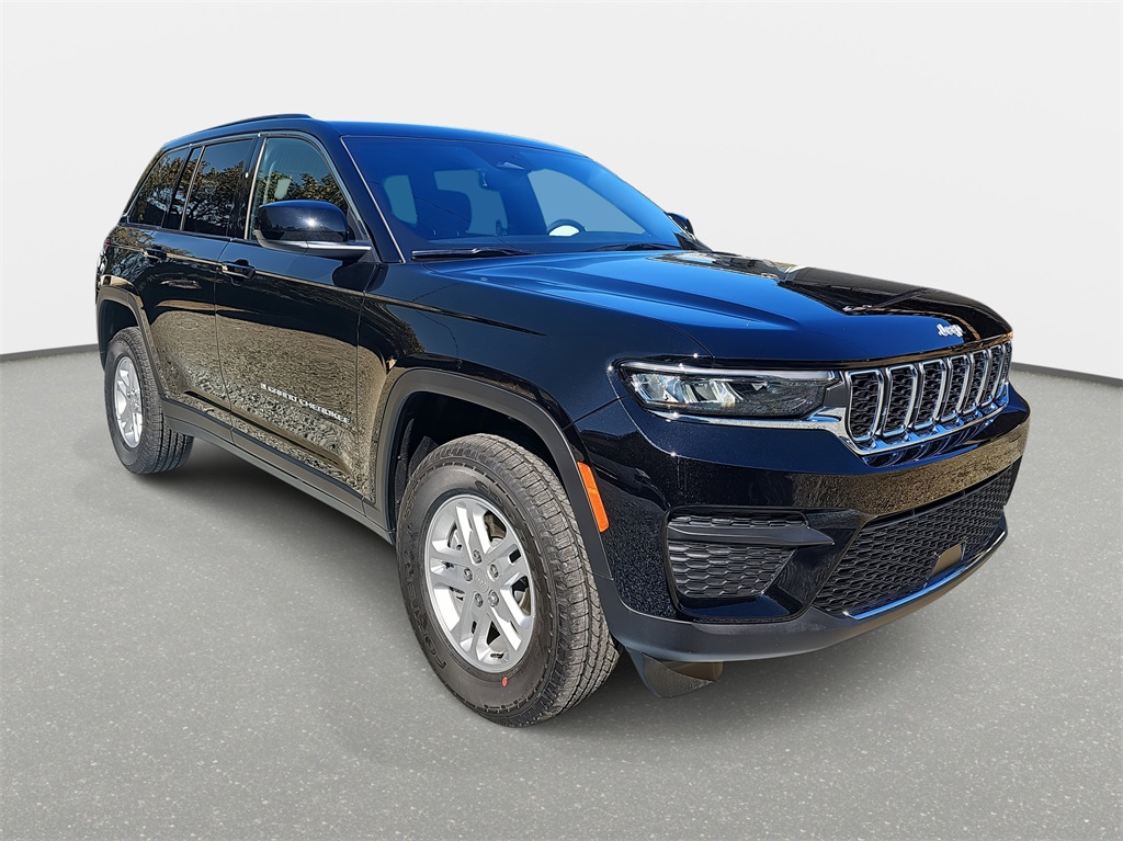 Vehicle image 3 of 33