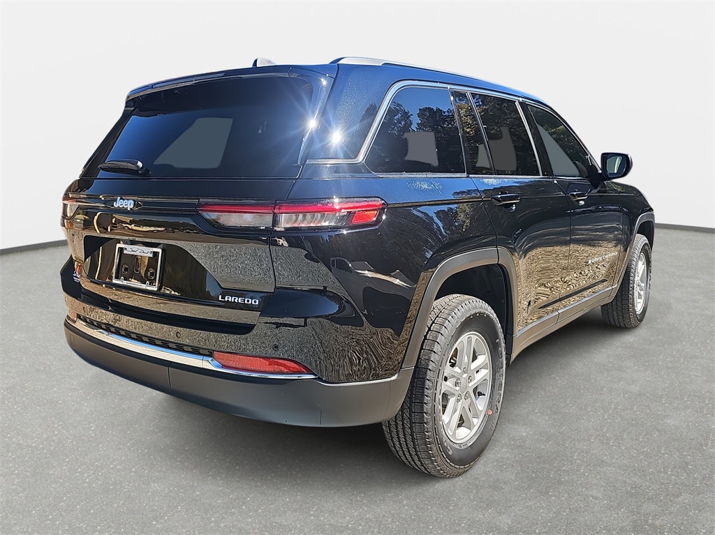 Vehicle image 5 of 33