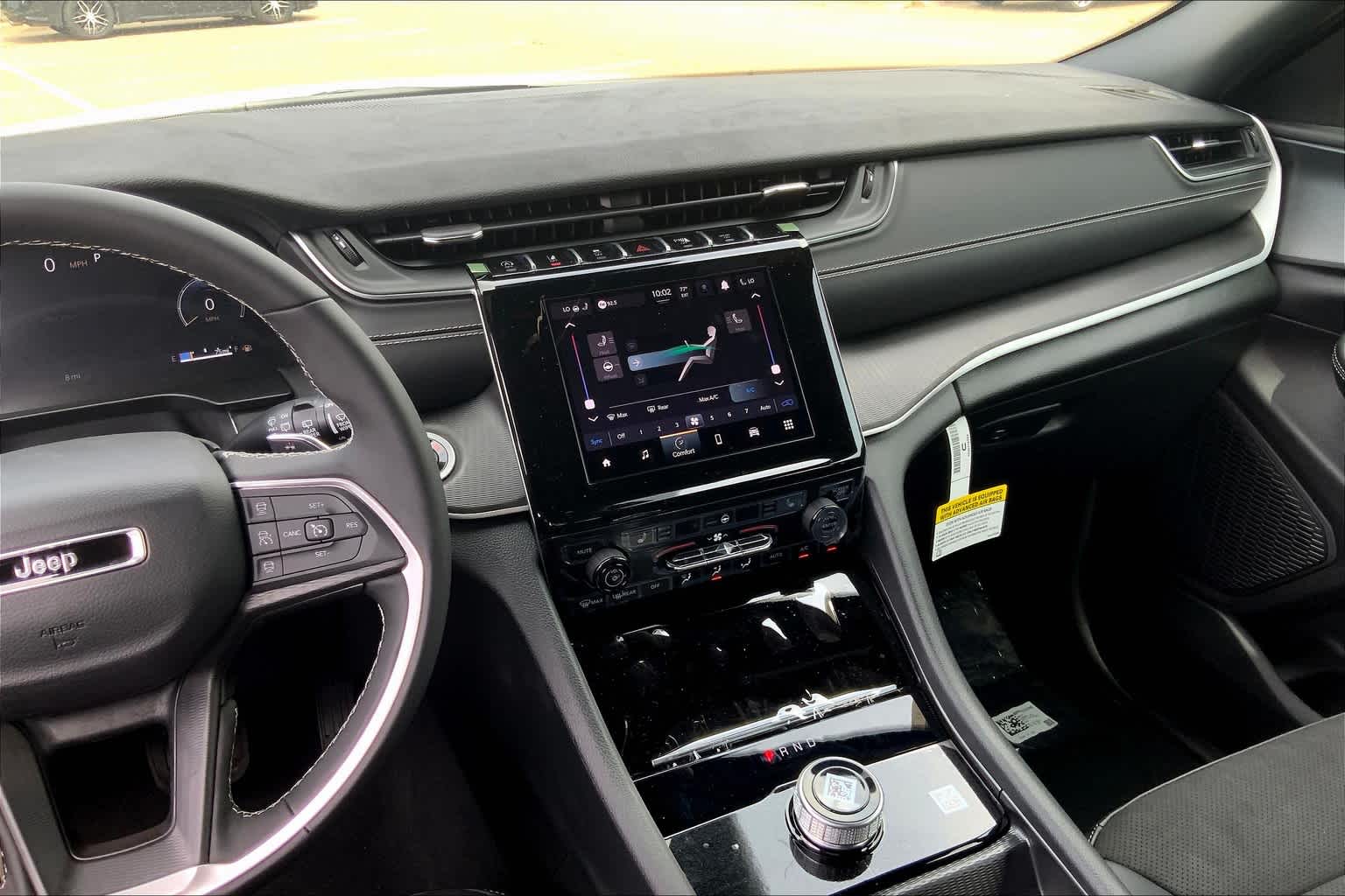 Vehicle image 6 of 19