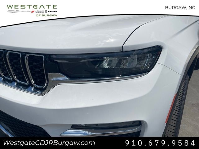 Vehicle image 10 of 10