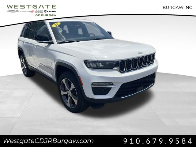 Vehicle image 4 of 10