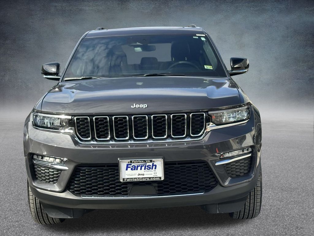 Vehicle image 3 of 29