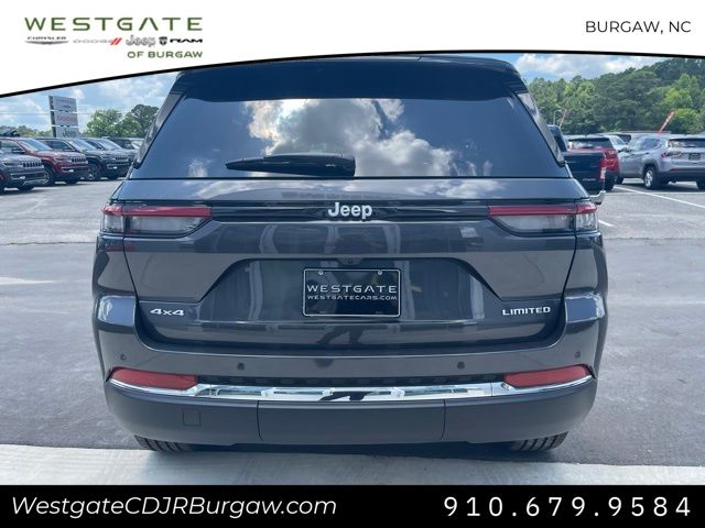 Vehicle image 7 of 10